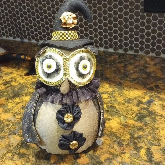 Halloween Owl FREE With $30 Purchase - Picture 2 of 5